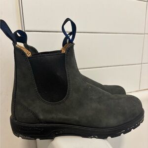 Blundstone rustic black Chelsea Boots